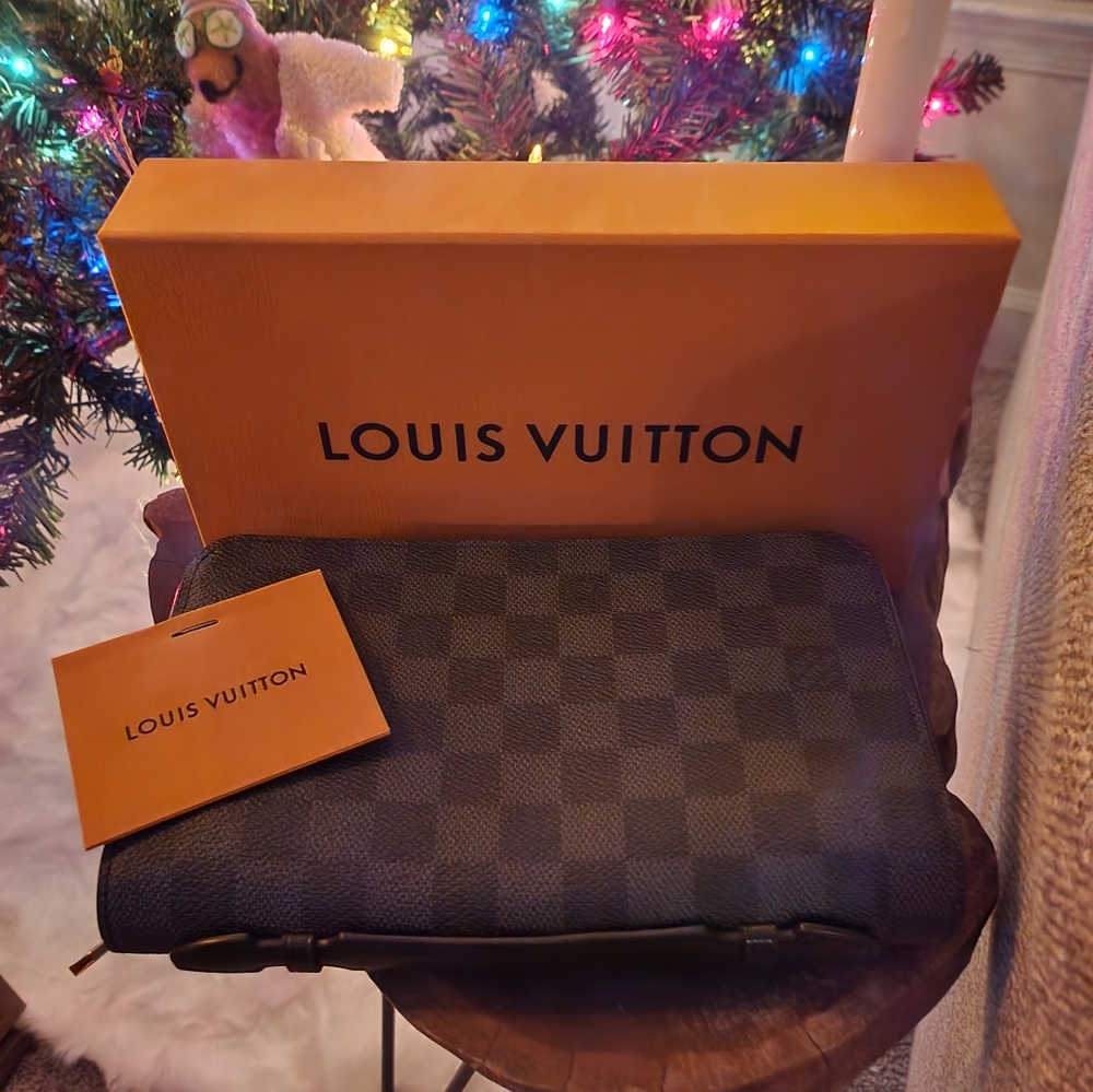🖤 100% Authentic XL Organizer/Travel Louis Vuitton Wallet